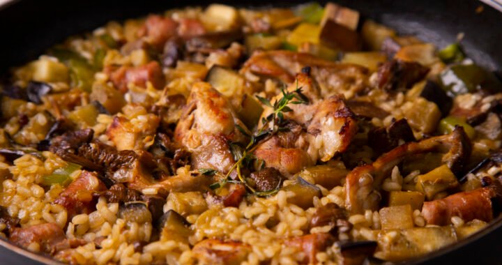 Receta de arroz con conejo: ¡Descubre cómo preparar este delicioso plato tradicional!