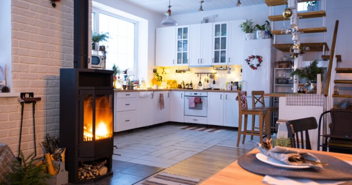 Cocina comedor salón con chimenea: el espacio perfecto para disfrutar en casa