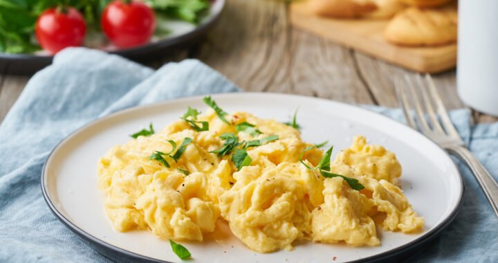 Receta de huevos revueltos: cómo hacerlos paso a paso