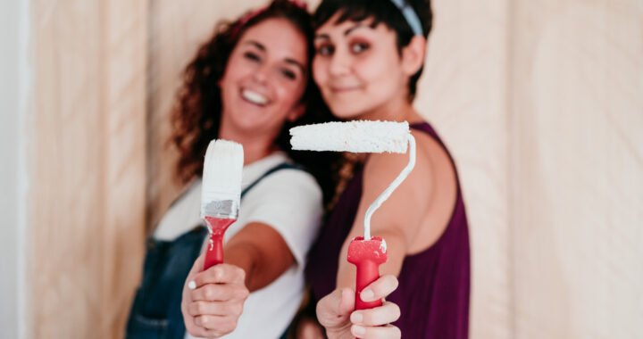 Guía completa: Cómo pintar un salón con chimenea paso a paso