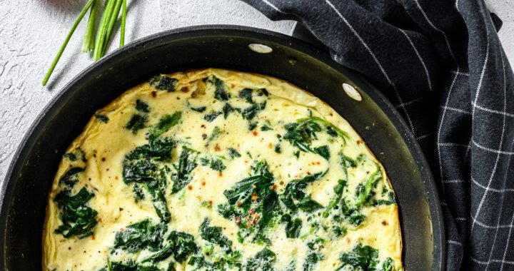 Receta fácil y deliciosa de tortilla de espinacas: ¡ideal para comer sano y sabroso!
