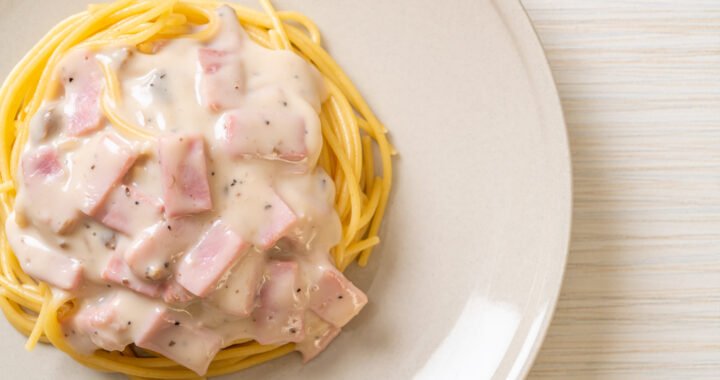 Receta fácil y deliciosa de salsa carbonara: ¡Prepara la mejor versión en casa!