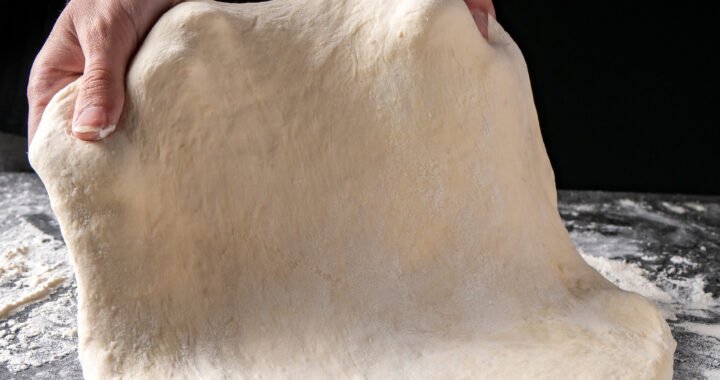 Receta fácil de masa de pizzas casera: ¡prepara la mejor pizza en casa!