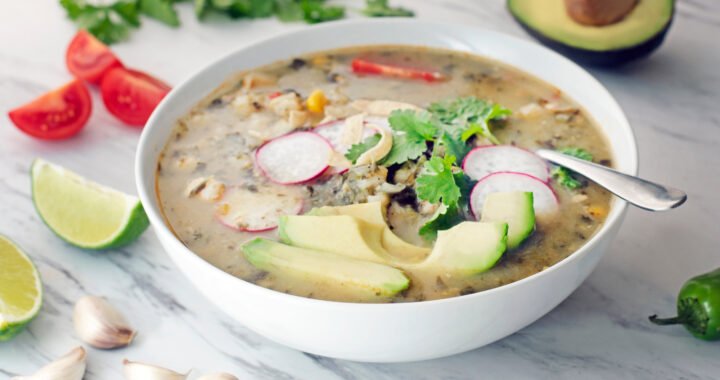 Receta tradicional de caldo tlalpeño: ¡Descubre cómo prepararlo en casa!