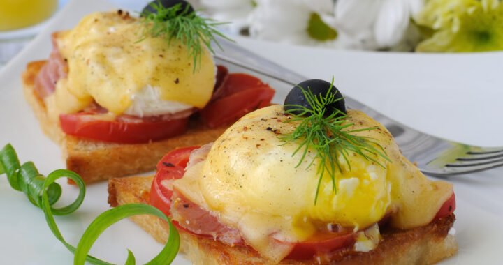 Receta fácil de huevos benedict: ¡Descubre cómo prepararlos en casa!