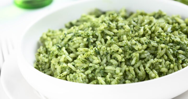 Receta fácil de arroz verde: ¡Delicioso plato lleno de sabor y color!