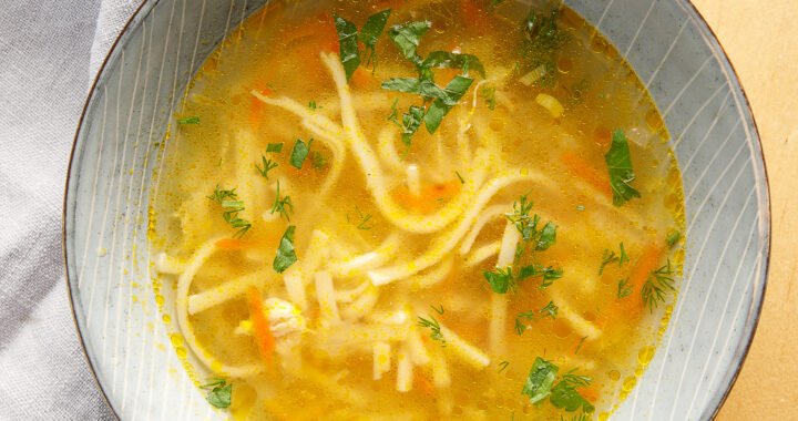 Sopa de fideos: receta clásica y fácil para disfrutar en casa